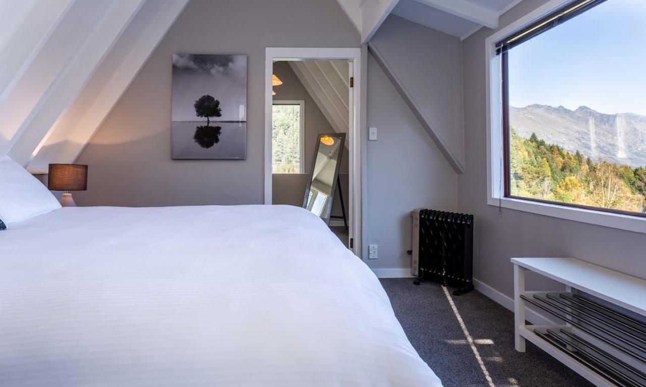 Private Cottage With Spa And Amazing Lake Views Closeburn Kültér fotó