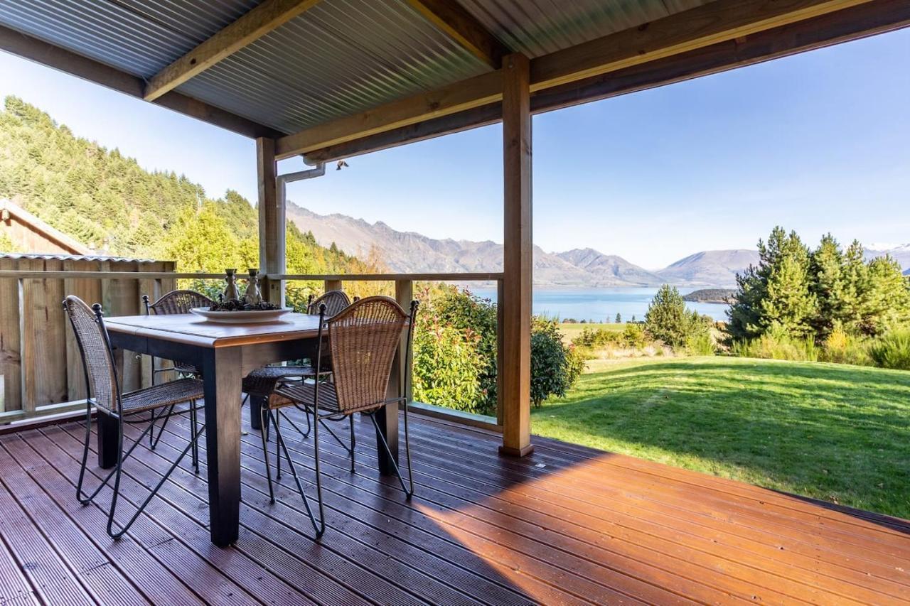 Private Cottage With Spa And Amazing Lake Views Closeburn Kültér fotó